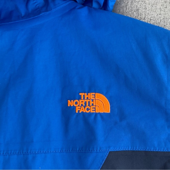 The North Face Boys HyVent Blue Rain Jacket XL - Picture 3 of 7